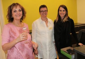 Anne-Catherine, Mireille et Orlane lors de l'inauguration du LAC